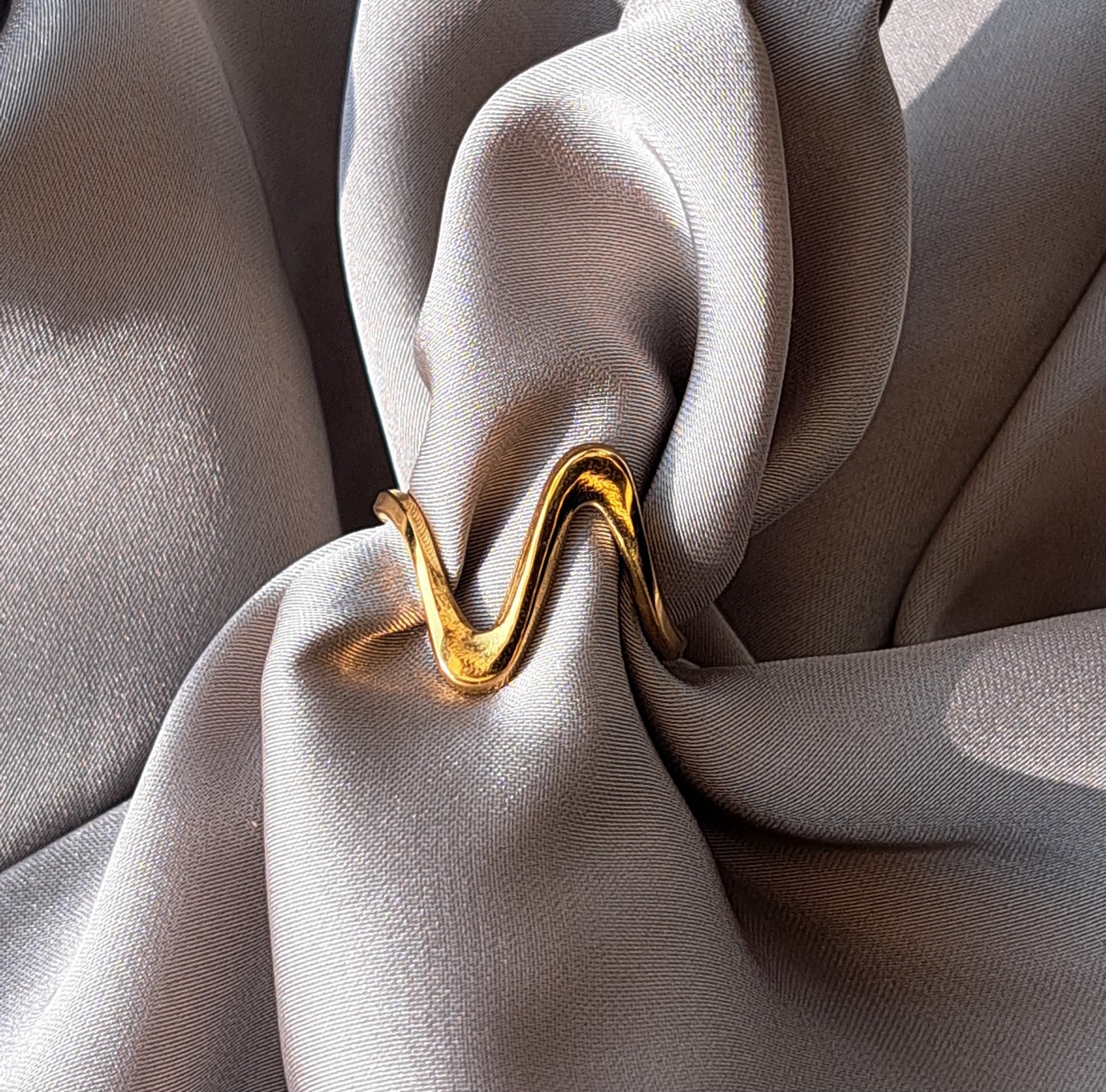 Wave Ring