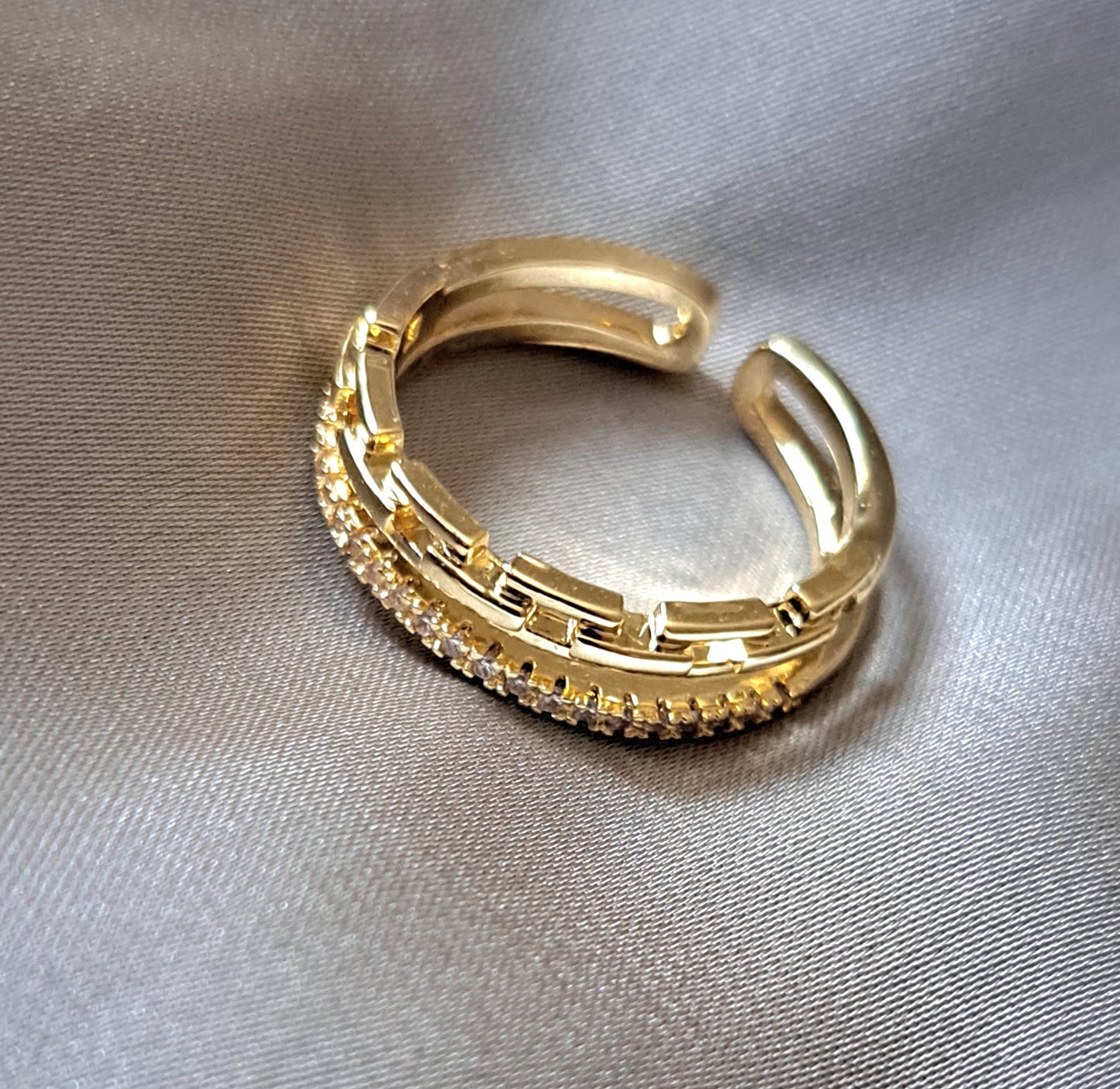 Sara Ring