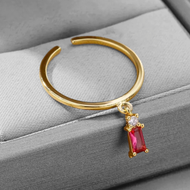 Minimalistisk Ring Med Rosa Krystal