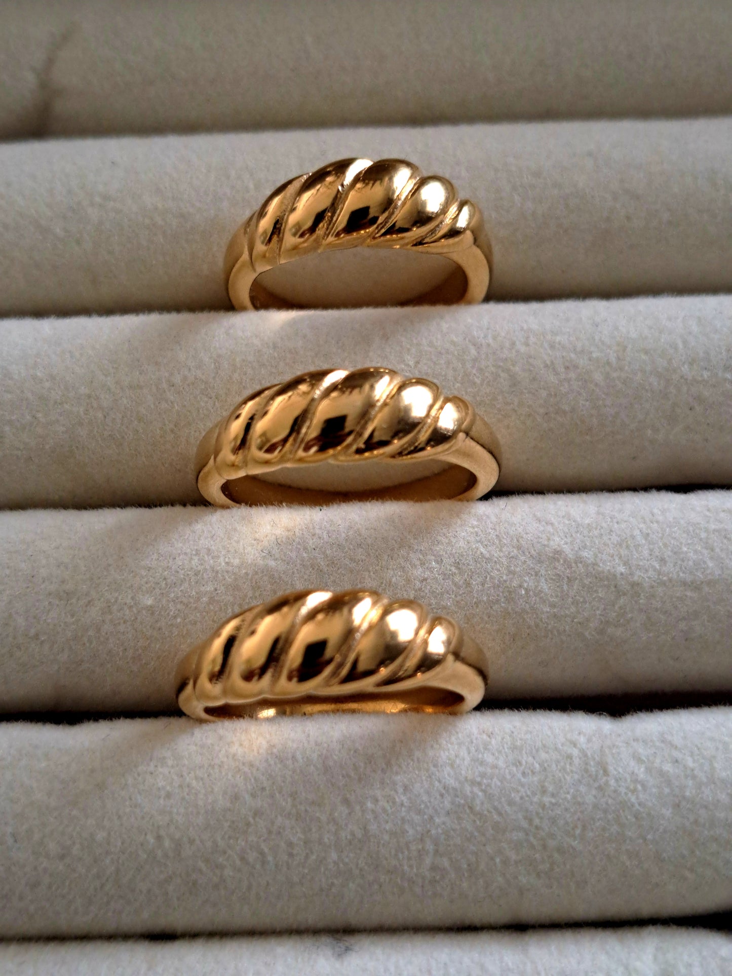 Liona Ring