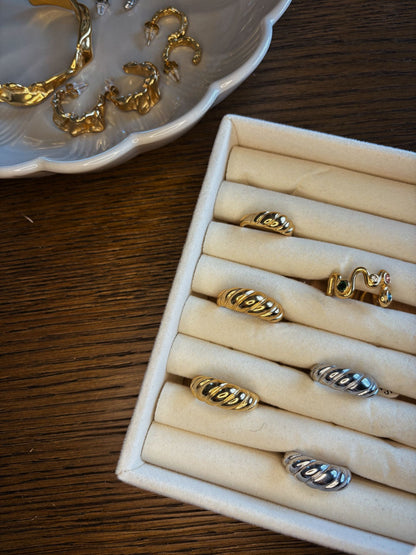 Liora Ring